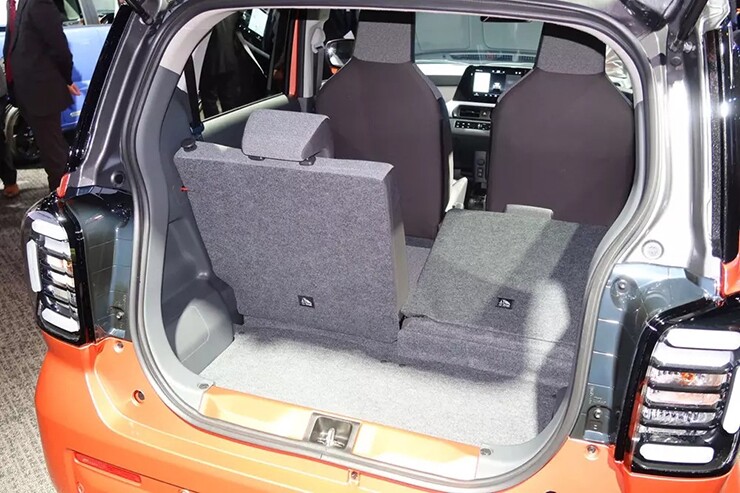 Suzuki ra mắt ô tô điện nhỏ xíu, có trợ giá còn khoảng 255 triệu đồng - 3