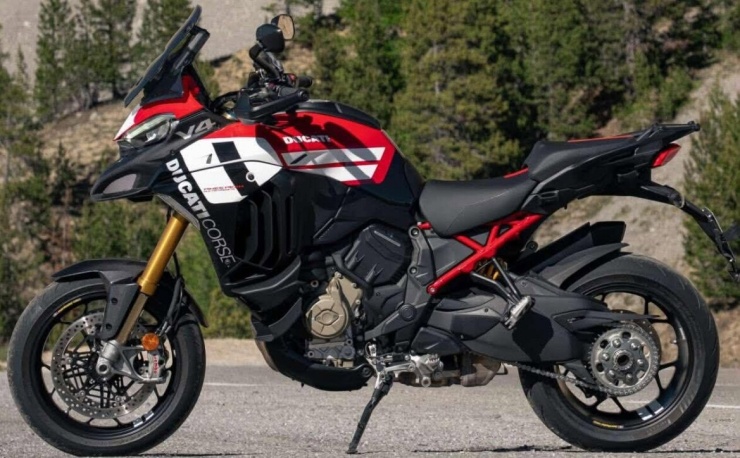 Ducati Multistrada V4 Pikes Peak 2027 với diện mạo mới lấy cảm hứng trực tiếp từ những mẫu xe đua của đội đua nhà máy Ducati tại MotoGP và World Superbike.