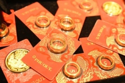 Giá vàng hôm nay 8/10: Giảm mạnh về sát 4.100 USD/ounce