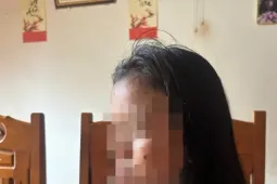Nữ sinh lớp 10 bị bắt quỳ, túm tóc, dí thuốc sát mặt: Chuyện gì xảy ra phía sau clip?