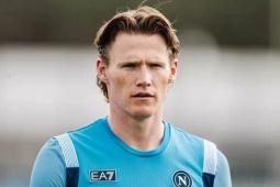 Tin mới nhất bóng đá trưa 8/10: McTominay tập luyện trở lại sau ca phẫu thuật tim