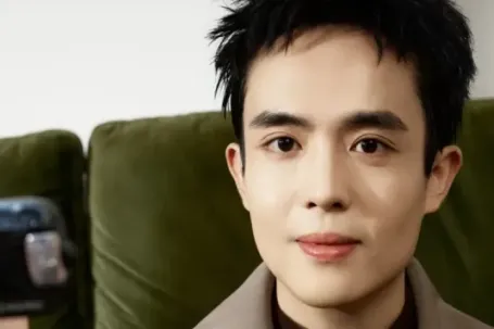 Nam diễn viên bị lừa bán 3 lần trong 4 ngày