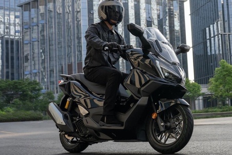 Honda trình làng xe ga hybrid 150cc, giá từ 68 triệu đồng
