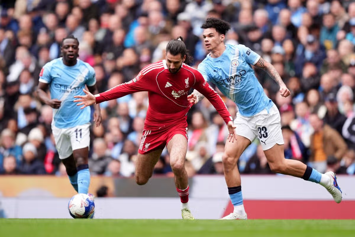 Liverpool là một trong những đội bóng có lý do để đòi bồi thường cho những trò gian lận của Man City