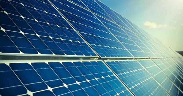 Các nhà khoa học tìm ra cách nâng hiệu suất pin mặt trời tiệm cận 43%