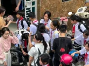 Vật vã học thêm để thi trường chuyên, lớp chọn
