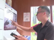 Người dân TPHCM nộp hồ sơ lúc nửa đêm tại ‘trạm không ngủ’