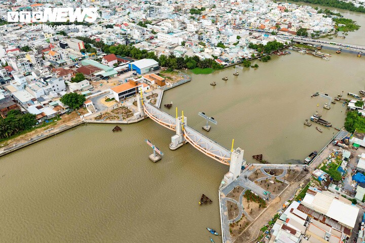 Dự án chống ngập 10.000 tỷ đồng dự kiến vận hành giữa tháng 11 được kỳ vọng giải quyết ngập cho bờ Nam sông Sài Gòn và trung tâm TP.HCM.