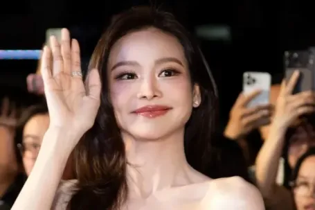 Hoa hậu Thái Lan giữa dàn trai tài gái sắc Việt Nam