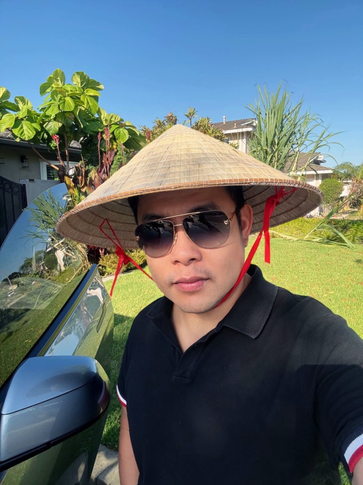 Ca sĩ Quang Lê. Ảnh: FBNV