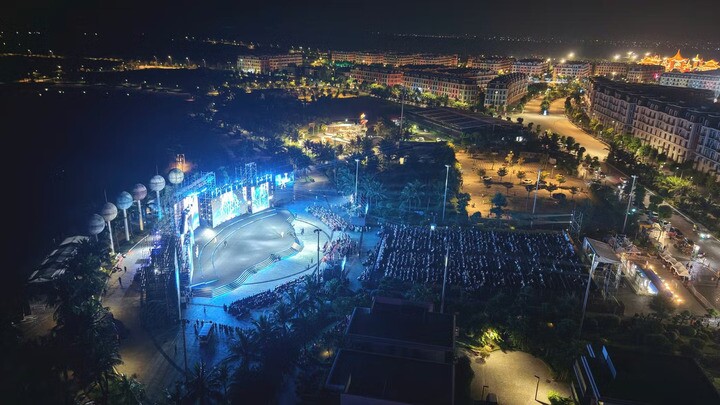 53 thí sinh Hoa hậu Việt Nam 2026 trình diễn áo tắm - 6
