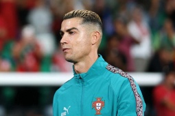 Ronaldo bị Bồ Đào Nha treo giò vì tự ý rời tuyển