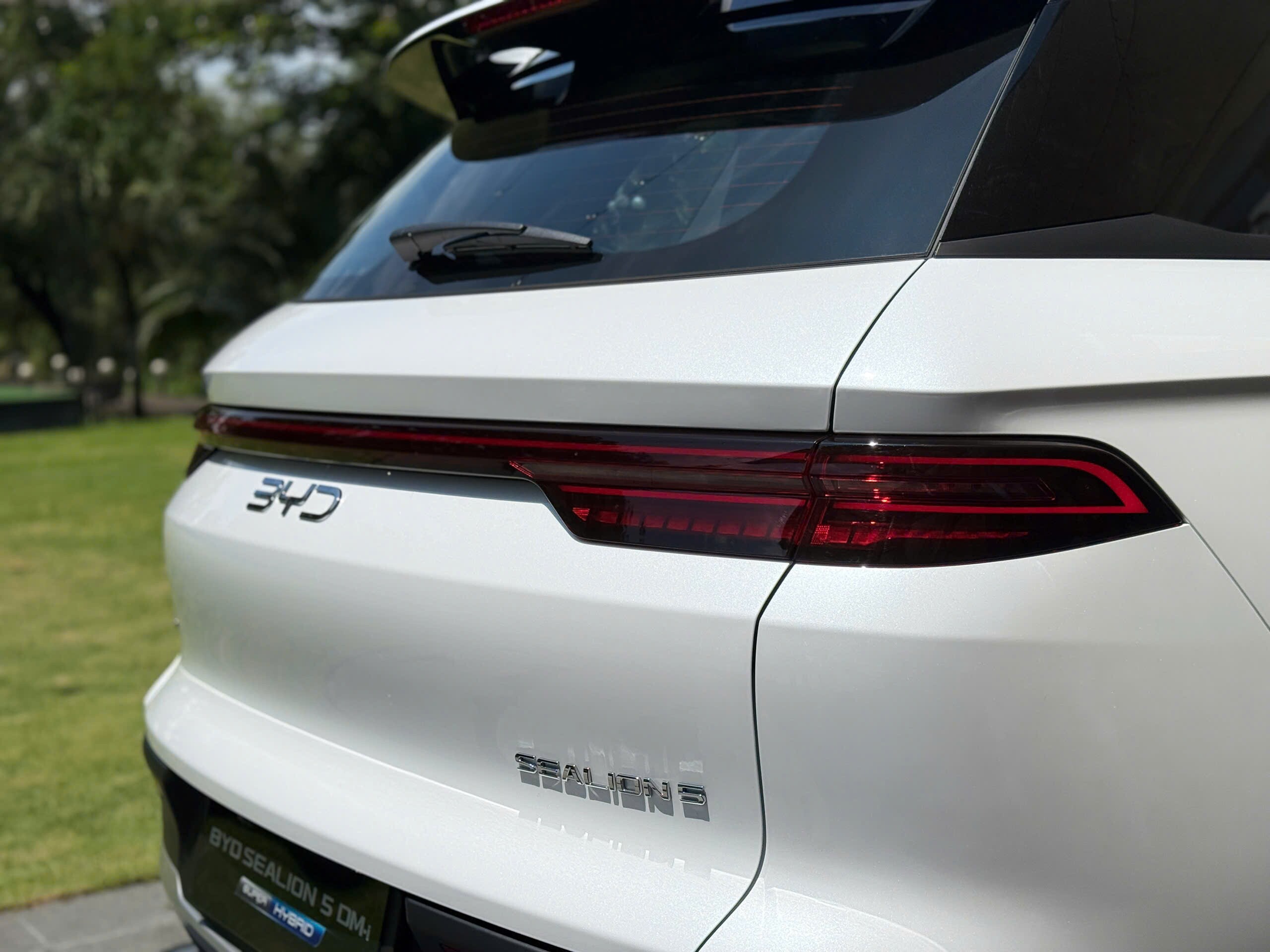 Xe được trang bị công nghệ hybrid cắm sạc có phạm vi di chuyển kết hợp lên tới 1.200 km