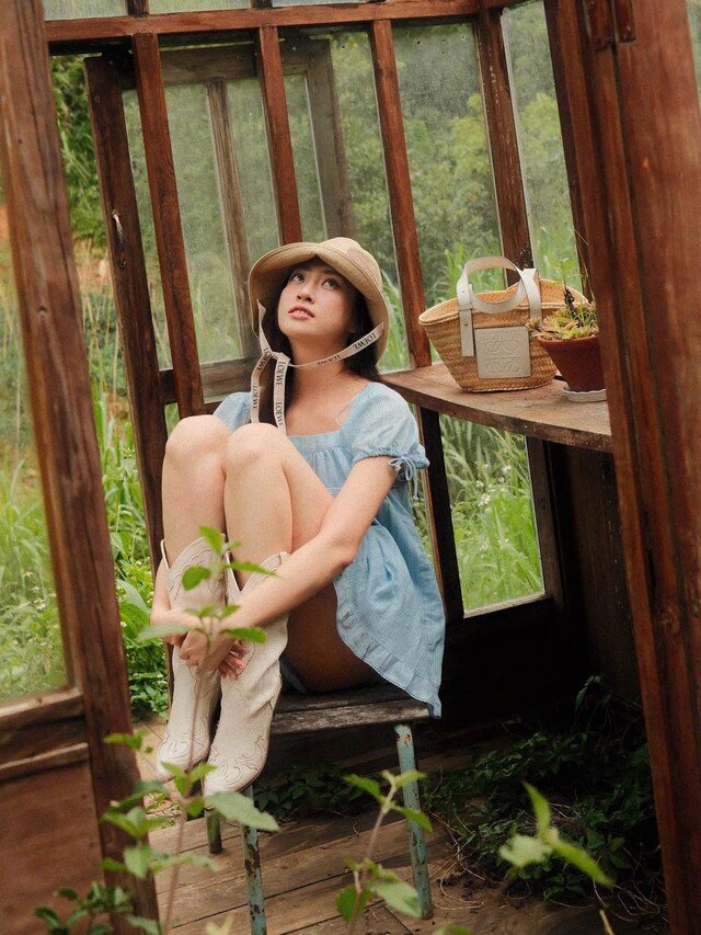 Lương Thùy Linh giản dị ở Đà Lạt - 3