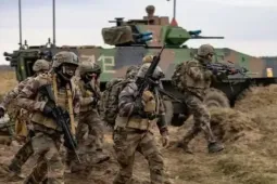 Đòn răn đe hạt nhân của Nga khiến NATO từ bỏ kế hoạch phong tỏa Kaliningrad?