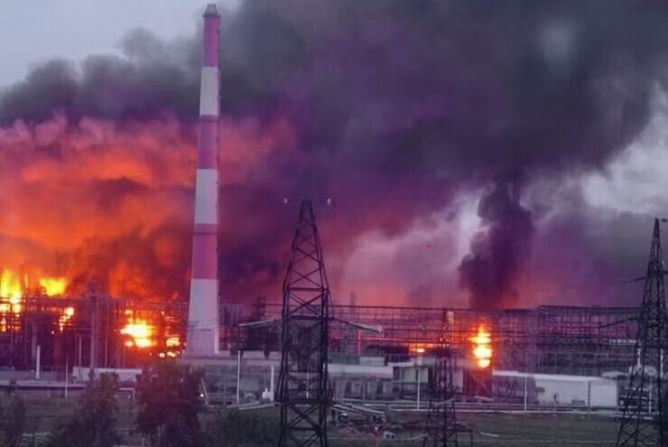 Những đòn hiểm của Ukraine gây chao đảo ngành lọc dầu Nga