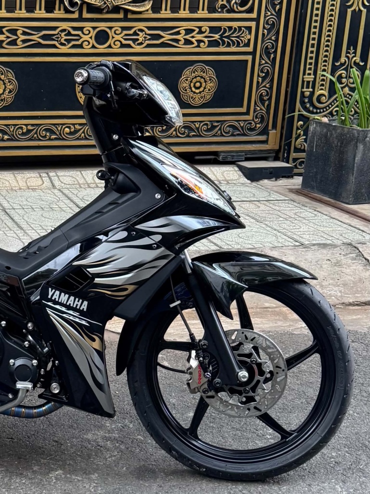 Yamaha Exciter 2006 biển sảnh rồng đắt đỏ, dân chơi chi thêm 80 triệu độ đồ hiệu - 3