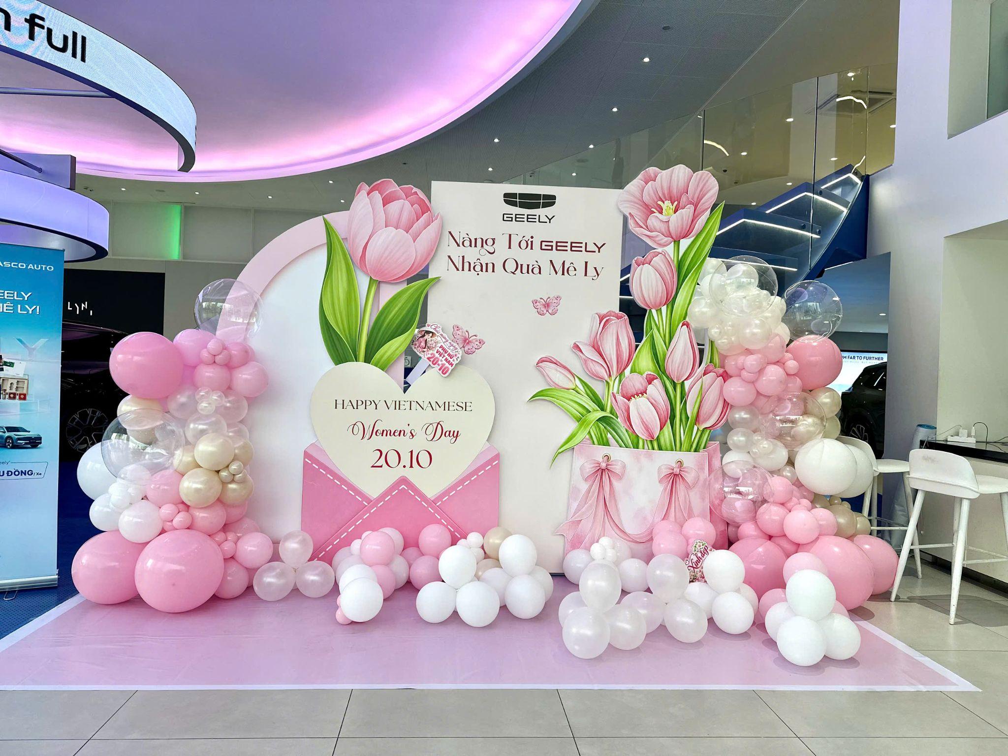 Không gian check in đặc biệt dành cho phái đẹp tại showroom Geely Nguyễn Văn Trỗi nhân dịp 20/10.