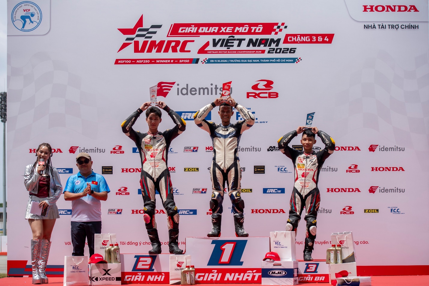 Giải đua xe mô tô trong nước (VMRC) Chặng 3 & 4: Bứt phá tốc độ, bùng nổ cảm xúc! - 5