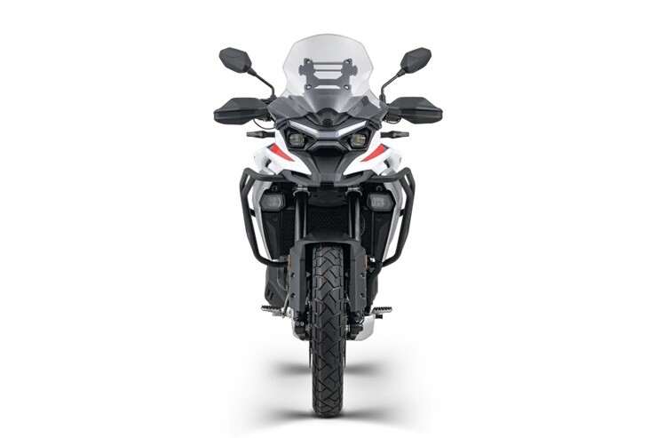 Kove 625X ra mắt: Mô tô adventure có radar, giá "mềm" - 2