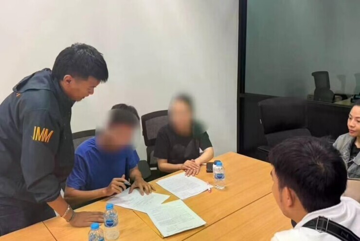 Cảnh sát Thái Lan bắt cặp vợ chồng người Việt nghi tấn công tạt axit ở Hà Nội