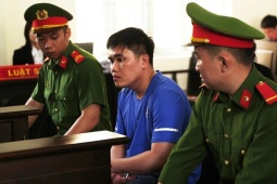 Nhân chứng vụ nữ sinh tử vong ở Vĩnh Long: 'Tài xế ngồi trên xe la mắng' sau tai nạn