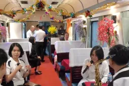 Đi tàu du lịch chất lượng cao từ TPHCM tới Nha Trang hết 8 tiếng