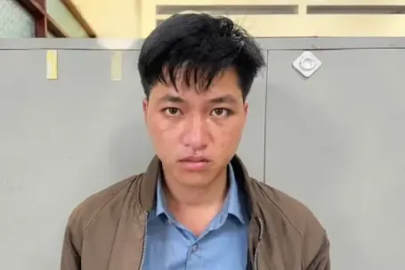 Đâm bạn gái tử vong rồi ra đầu thú