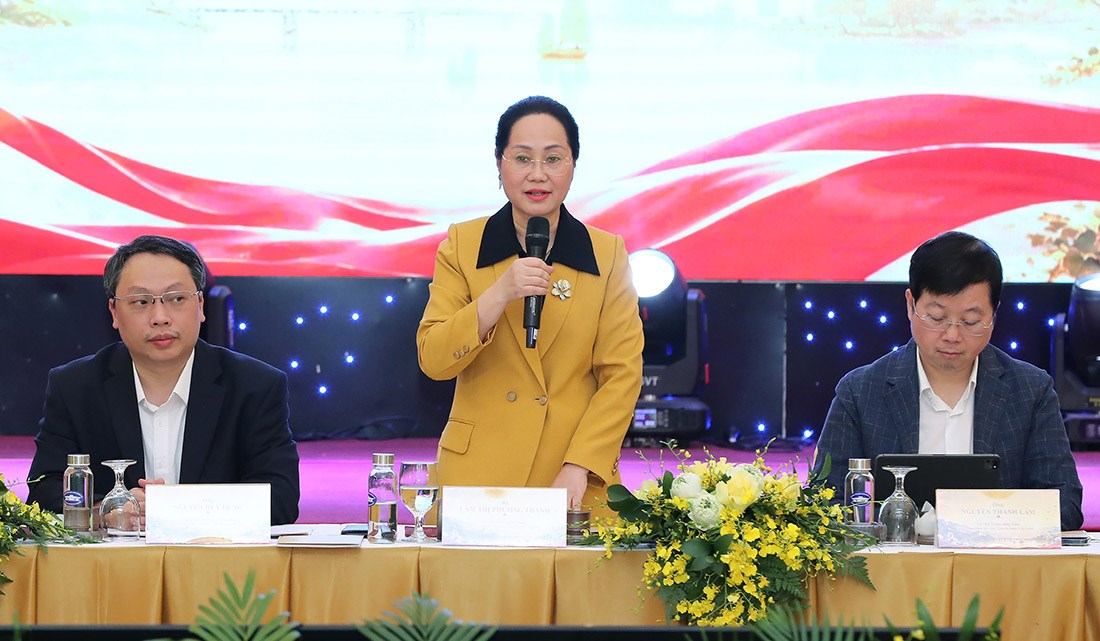 Nhân dịp Ngày Doanh nhân Việt Nam 13.10, chiều qua 12.10 tại Hà Nội, Bộ VHTTDL tổ chức chương trình gặp mặt doanh nhân, doanh nghiệp công nghiệp văn hóa; ra mắt “Mạng lưới phát triển công nghiệp văn hóa Việt Nam” và công bố 17 sáng kiến phát triển ngành năm 2026. Tại sự kiện, Bộ trưởng Lâm Thị Phương Thanh nhấn mạnh: khác biệt với một lễ ra mắt thông thường, điều Bộ VHTTDL hướng tới là gặp nhau để cùng làm