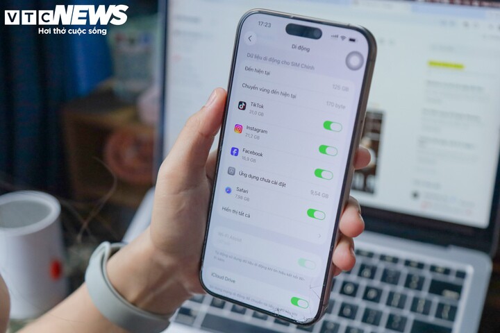 Người dùng có thể kiểm tra các ứng dụng có mức tiêu thụ dữ liệu cao. (Ảnh: Ngọc Duy)