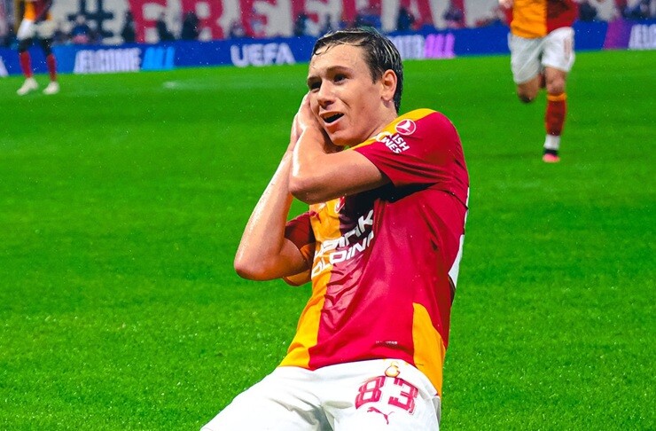 Trực tiếp bóng đá Galatasaray - Barcelona: Cứu thua liên tiếp (Cúp C1) (Hết giờ) - 1