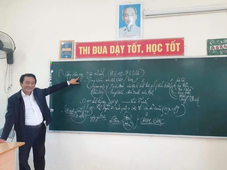 Thầy Trần Trung Hiếu, giáo viên dạy môn Lịch sử cho rằng nếu điều chỉnh Lịch sử và Địa lý thì cũng cần đánh giá môn Khoa học tự nhiên, thay vì chỉ xử lý riêng lẻ từng môn.