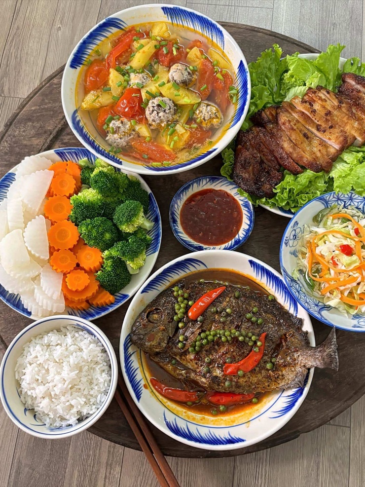 Mẹ đảm gợi ý 15 mâm cơm cho ngày 'bí' món - 6