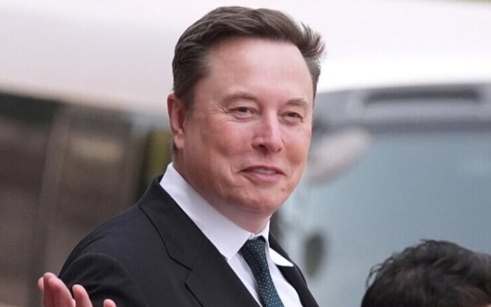 Ông Elon Musk kêu gọi ông Zelensky từ chức