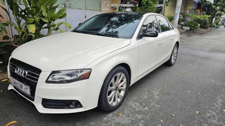 Audi A4 2008.