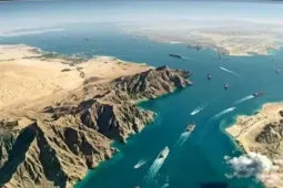 Hai tàu container bị chìm gần Eo biển Hormuz