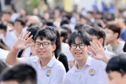 Ngăn chặn tình trạng biến tướng dạy thêm núp bóng tự nguyện