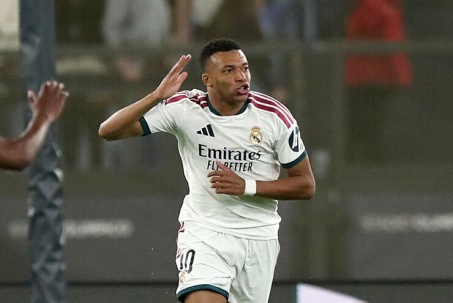 Mbappe phá kỷ lục của Messi, lọt top 5 chân sút vĩ đại nhất lịch sử Cúp C1