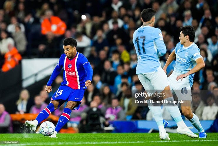 PSG khiến Man City vô cùng bối rối trong hiệp một