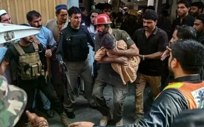 Sập mái trường học ở Pakistan khiến ít nhất 34 người thiệt mạng, phần lớn là trẻ em