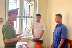 U60 dùng vỏ chai bia đập vào đầu bạn nhậu gây thương tật 70%