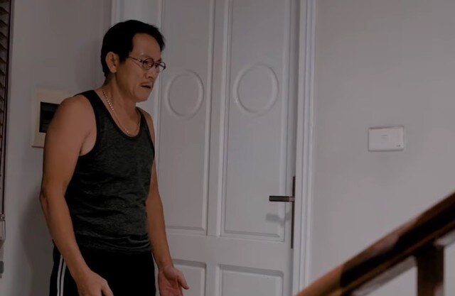 NSƯT Hoàng Hải vai ông Đô trong "Xóm nhỏ". (Ảnh chụp màn hình)
