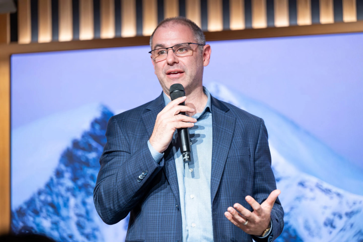 Daniel Shapero, CEO LinkedIn. Ảnh: LinkedIn