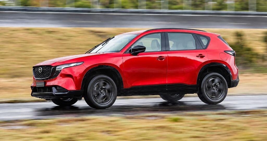 Một trong những công nghệ được nhắc đến là SKYACTIV-Z.