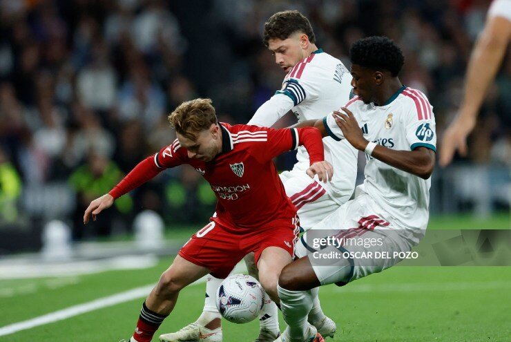 Trực tiếp bóng đá Real Madrid - Sevilla: Diomande lập siêu phẩm ấn định chiến thắng (Hết giờ)