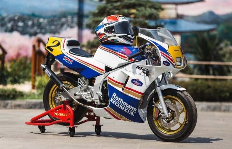 Honda NSR50 Rothmans biển ngũ quý 2, mô tô 50cc được phục chế cầu kỳ - 1