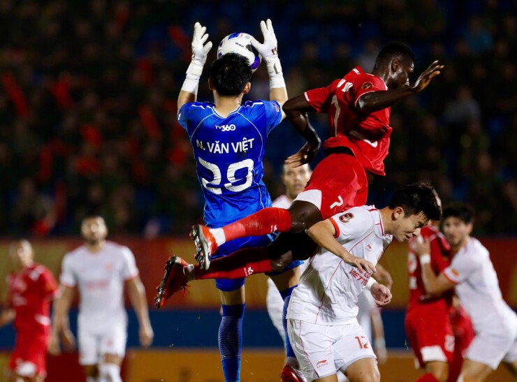 Trực tiếp bóng đá Công an TP.HCM - Thể Công Viettel: Suýt có phạt đền (V-League) (Hết giờ) - 1