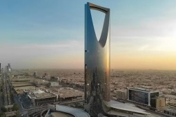 Ảrập Xêút đóng cửa tòa nhà biểu tượng giữa làn sóng tấn công của Houthi, hai phi công thiệt mạng