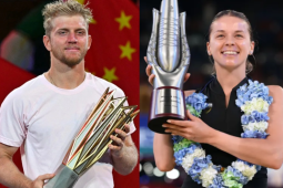 Fokina và Chwalinska vô địch lịch sử, chỉ muốn "trốn" khỏi tennis vì kiệt sức