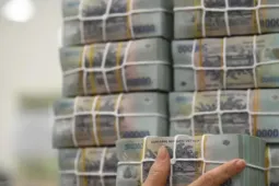 Một ngân hàng tăng lãi suất cho vay vượt 11%/năm